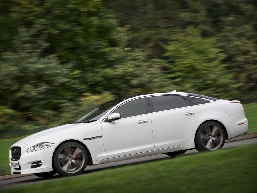  Jaguar XJL Supersport 2010 года  (UK) (фото 3 из 13)
